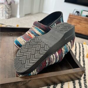 Dansko multy color size 39
